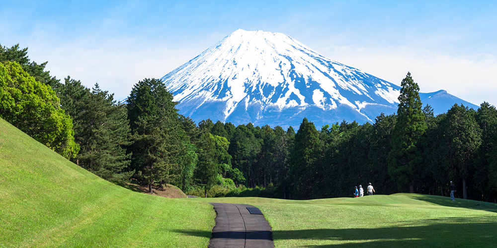Mt. Fuji rising directly behind a fairway at Daifuji Golf Club